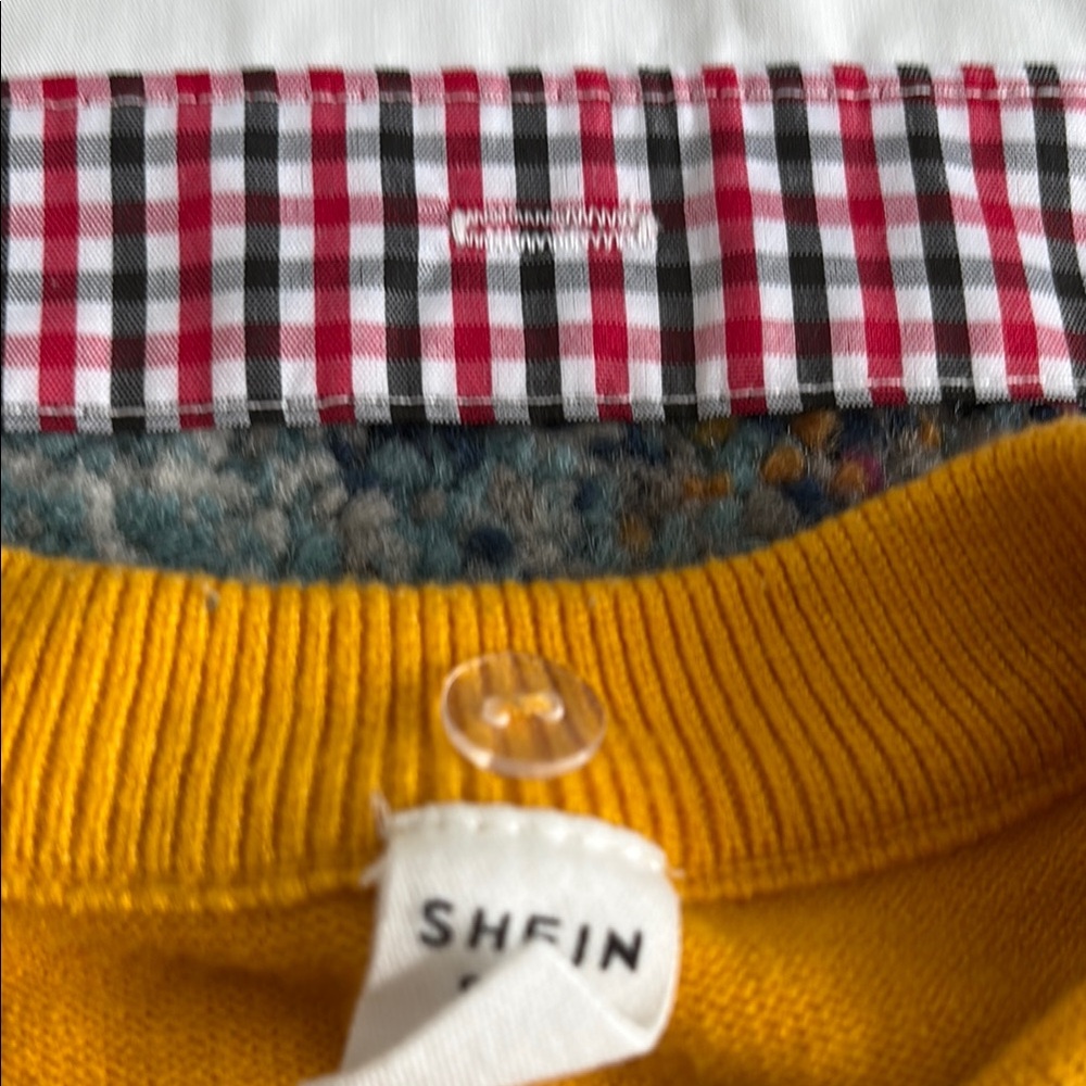 SHEIN Yellow and Gray Crewneck Sweater - Picture 3 of 3